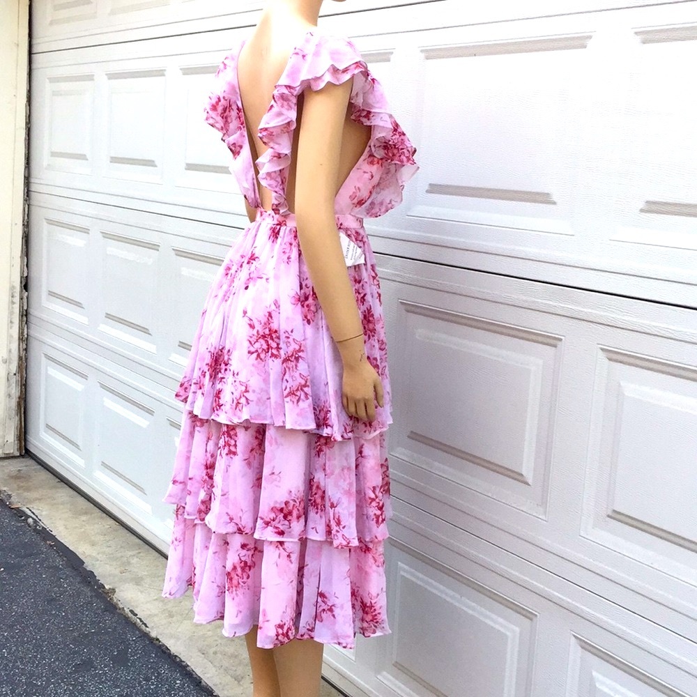 FAME & PARTNERS Pink Red Floral Print EDY size 8